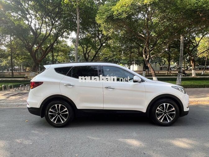 Hyundai Santafe 2017 2.2 Dầu 4x2 Trắng