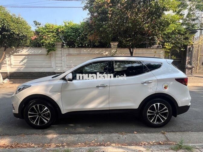 Hyundai Santafe 2017 2.2 Dầu 4x2 Trắng
