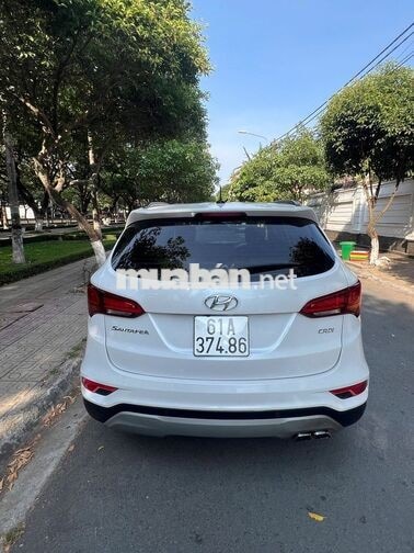Hyundai Santafe 2017 2.2 Dầu 4x2 Trắng