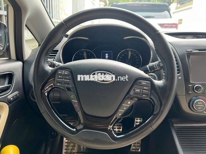 KIA CERATO 1.6 AT 2016 Trắng 52.000 km