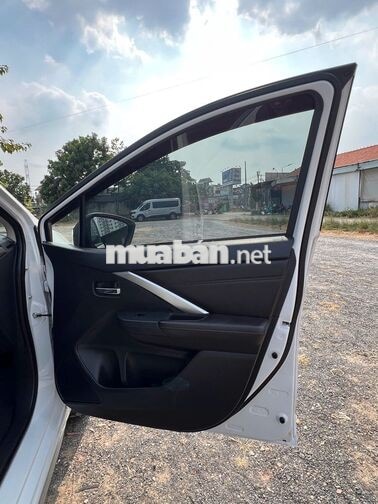 Mitsubishi Xpander Premium 2025 Trắng 23.000 km