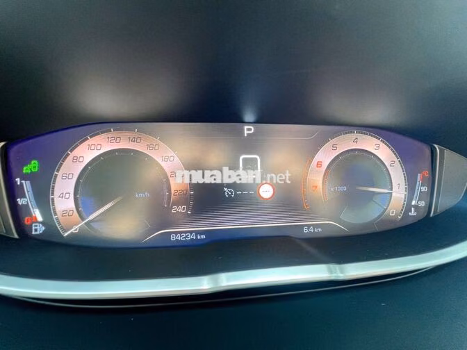 Peugeot 5008 2021 Xám