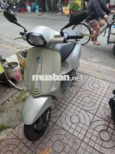 Piaggio Sprint 125 tech 2026 Bạc 2000km