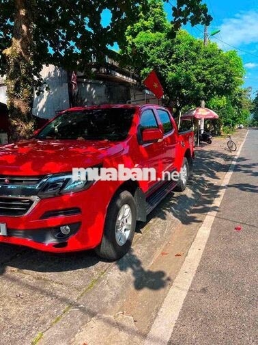 Chevrolet Colorado Đỏ
