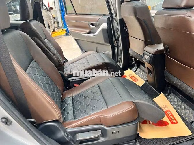 Toyota Innova Hybrid HEV 2024 Bạc 55.000km