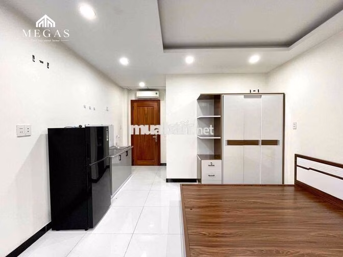 CĂN HỘ MỚI XÂY NGAY CẦU VƯỢT HOÀNG HOA THÁM FULL NỘI THẤT KHU K300