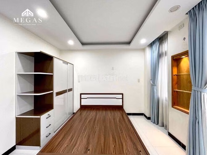 CĂN HỘ MỚI XÂY NGAY CẦU VƯỢT HOÀNG HOA THÁM FULL NỘI THẤT KHU K300