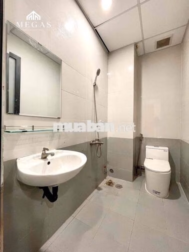 CĂN HỘ MỚI XÂY NGAY CẦU VƯỢT HOÀNG HOA THÁM FULL NỘI THẤT KHU K300