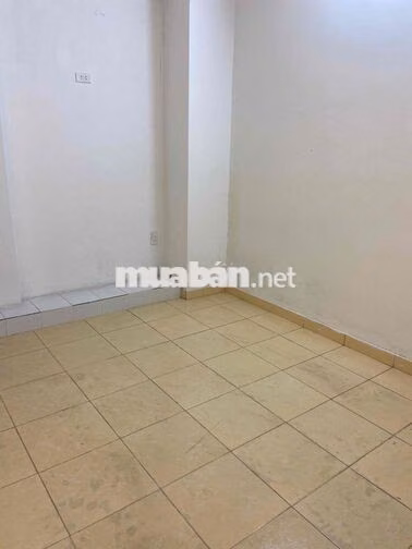 Cho thuê phòng 18m2 P4 Tân bình