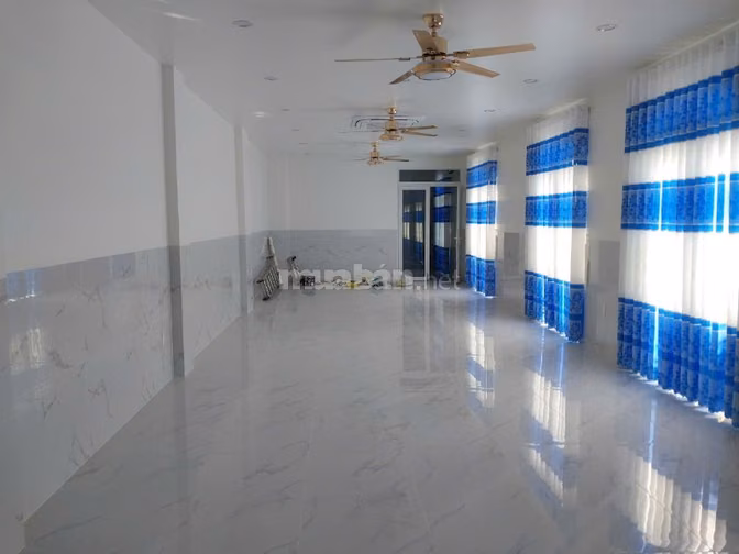 Chính chủ cho thuê văn phòng, 65 Nguyễn Hậu, 40m2 giá 8tr