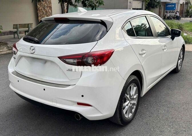 Mazda 3 model 2019 Bản Sport