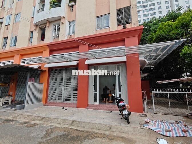 Cho thuê chung cư 52 Phạm Hùng, F.5, Q8 - TẦNG TRỆT - CĂN GÓC 130m2