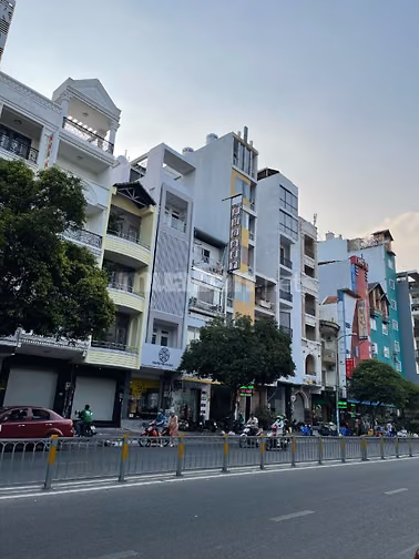 Nhà Đẹp Lê Hồng Phong Quận 10.