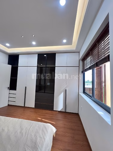 Nhà siêu đẹp nội thất cao cấp SHR. Chính chủ