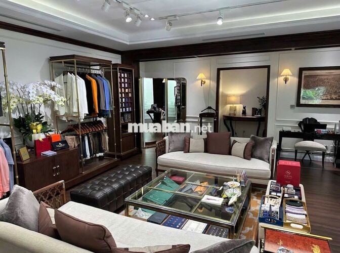 MẶT TIỀN 9M ĐỐI DIỆN CÔNG TRƯỜNG LAM SƠN TRUNG TÂM THƯƠNG HIỆU QUẬN 1 