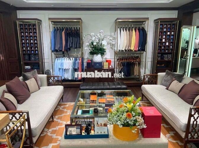 MẶT TIỀN 9M ĐỐI DIỆN CÔNG TRƯỜNG LAM SƠN TRUNG TÂM THƯƠNG HIỆU QUẬN 1 