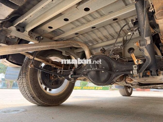 Ford Everest 2013 Số sàn Bạc
