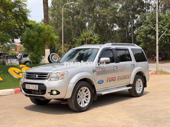 Ford Everest 2013 Số sàn Bạc