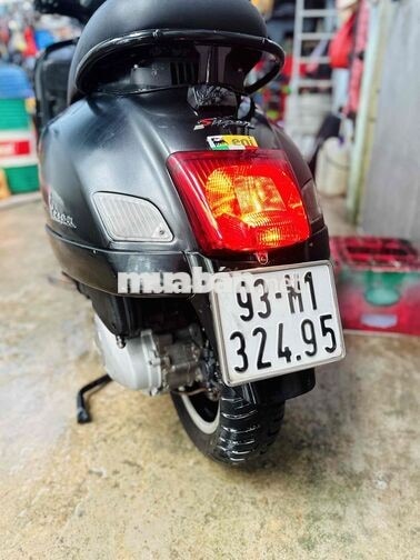 Piaggio Vespa GTS 2014 Đen BS93 sang tên toàn quốc