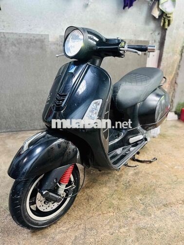 Piaggio Vespa GTS 2014 Đen BS93 sang tên toàn quốc