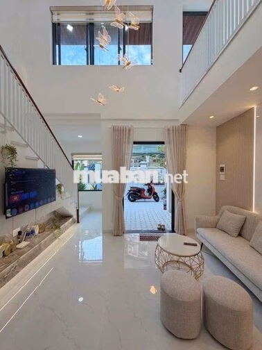 NHÀ XINH GIỮA LÒNG HẢI CHÂU- NHÀ GÁC LỬNG 3 MẶT THOÁNG NỞ HẬU NHỈNH 4T