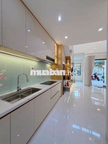 NHÀ XINH GIỮA LÒNG HẢI CHÂU- NHÀ GÁC LỬNG 3 MẶT THOÁNG NỞ HẬU NHỈNH 4T