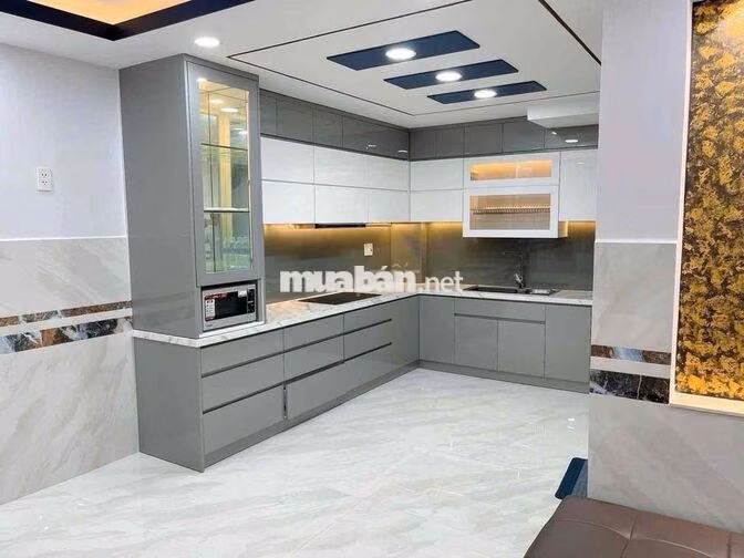 nhà mặt tiền khu Tên Lửa tiện ở và kinh doanh