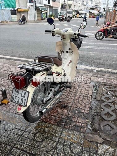 Honda Cub 50cc 2022 Kem Nữ