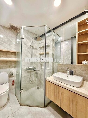 🏠 Căn hộ trung tâm 40m2 đầy đủ nội thất gần chợ Bến Thành, Metro