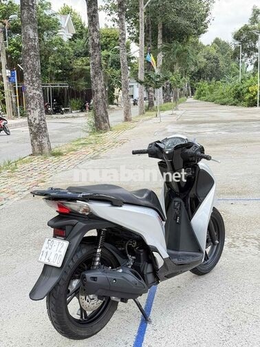🌈 SH 150i 2018 Bạc Porsche - Nợ Sấu TT 20Đ Nhận Xe
