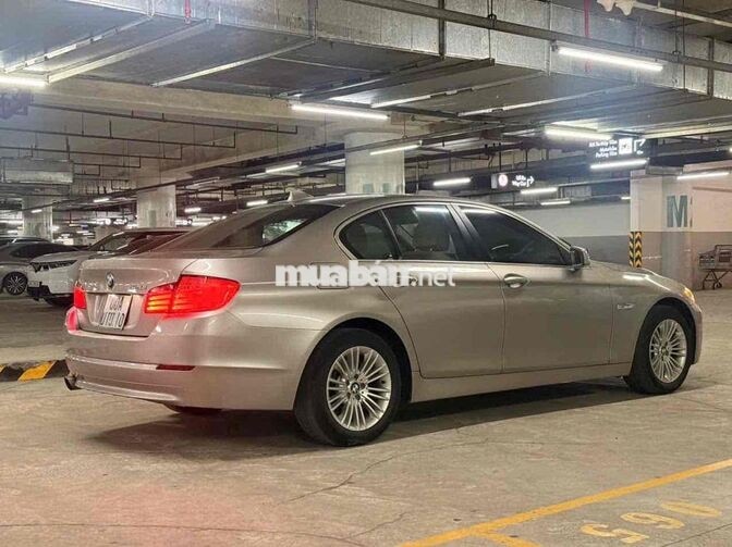 BMW 520i 2014 Vàng cát Da