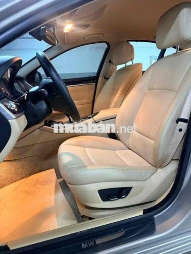 BMW 520i 2014 Vàng cát Da