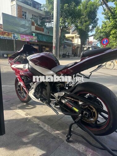 Yamaha R1 Đỏ trắng Xe côn tay