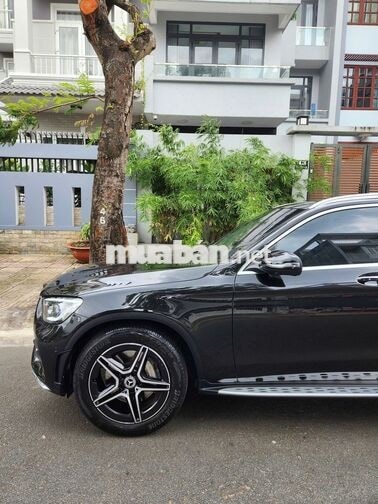 GLC300 AMG 4matic 2020 Đen kem rất hiếm