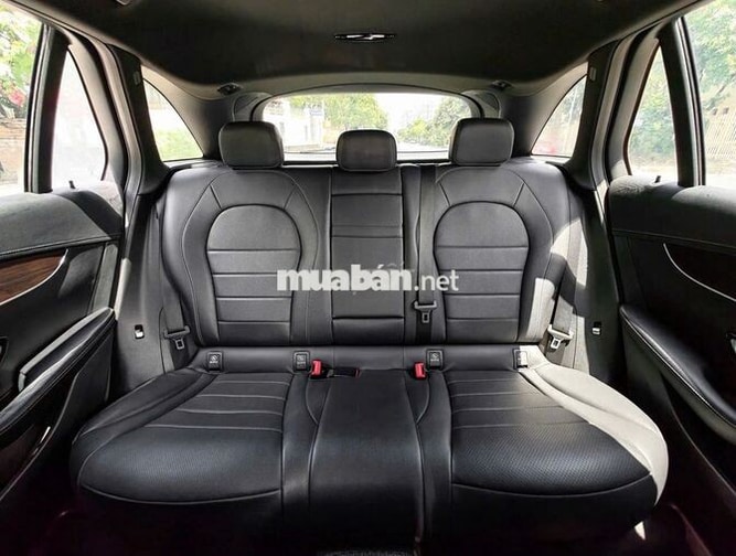 Mercedes GLC200 2019 zin mới cực đẹp