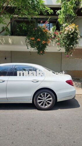E200 Facelift 2019 Trắng đen nguyên zin 1 chủ