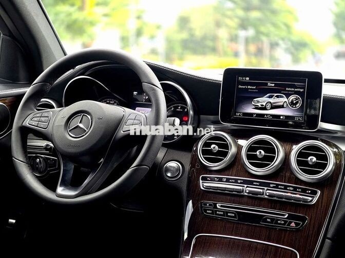Mercedes GLC200 2019 zin mới cực đẹp