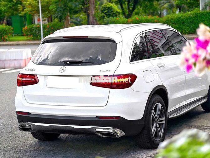 Mercedes GLC200 2019 zin mới cực đẹp