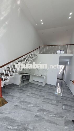Cho thuê nhà ở An Phú Đông thoáng mát
