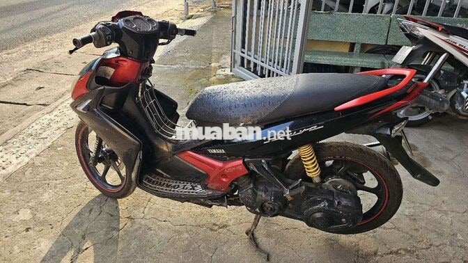 Yamaha Novo LX Đen, Đỏ