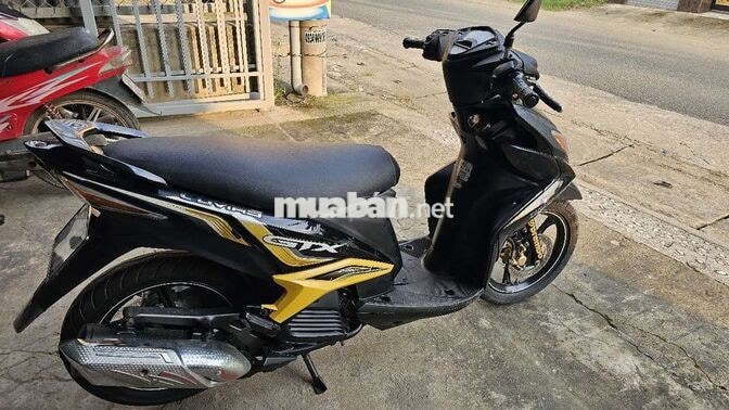 Yamaha Luvias GTX Đen vàng