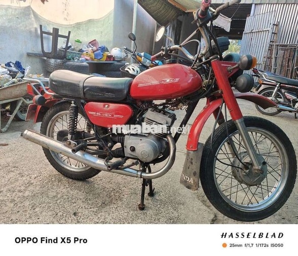 Xe máy cổ điển Minsk Đỏ Vintage