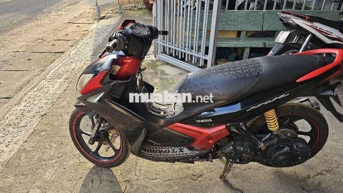 Yamaha Novo LX Đen, Đỏ