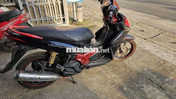 Yamaha Novo LX Đen, Đỏ