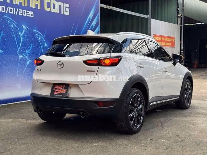 Mazda CX-3 2021 Premium 1.5AT,màu trắng,7v6km