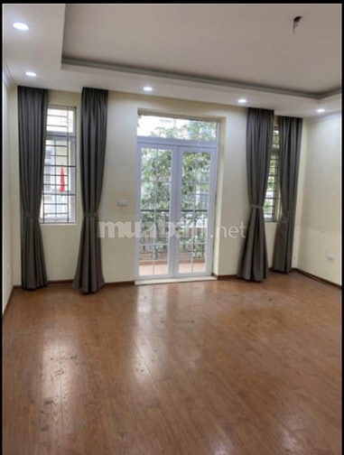 Cho Thuê Nhà Liền Kề 5 Tầng tại: Nguyễn Tuân,Thanh Xuân