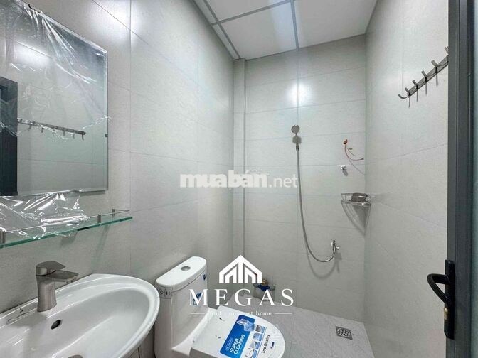 Nhà mới gần cầu sắt Nguyễn Thái Sơn- cách VLU chỉ 5p đi xe