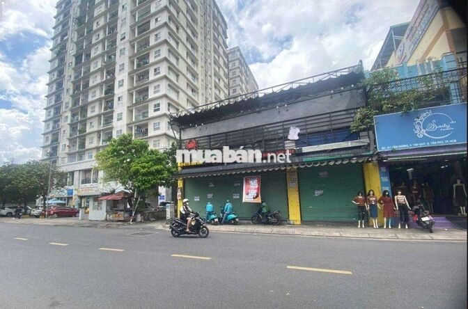 CHO THUÊ MBKD ĐƯỜNG TÂN HƯƠNG DIỆN TÍCH 240M2.VỊ TRÍ RẤT ĐẸP. CHỈ 65TR