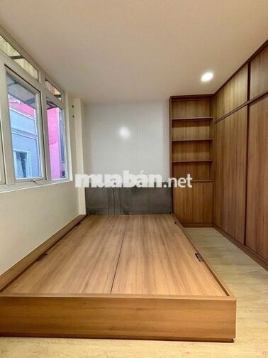 Nhà Cho Thuê Nguyên Căn Hẻm Đường Trần Khắc Chân, Quận 1