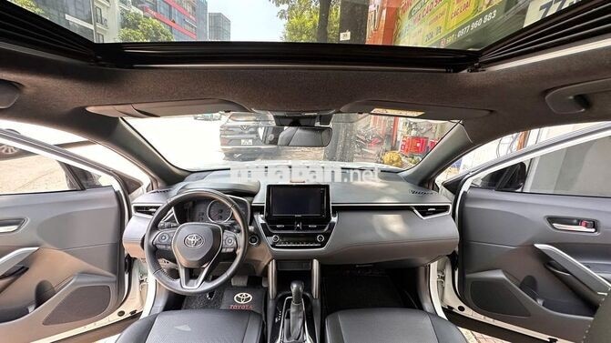 Toyota Corolla Cross 1.8V 2022 Trắng 40.000 km